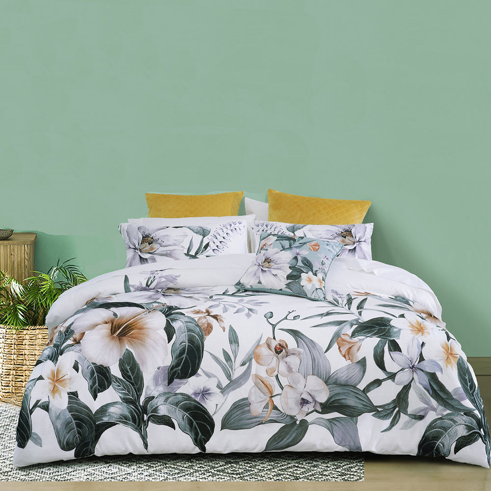 Chiquita White Quilt Cover Set | Queen Bed