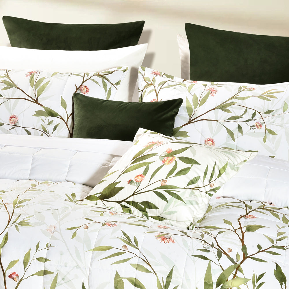 Corymbia White Coverlet Set | Super King