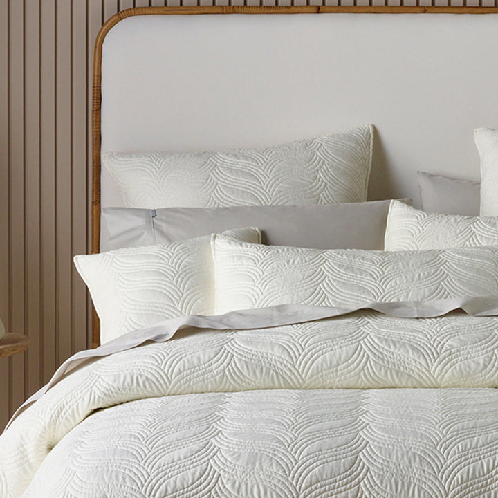 Kamala Cream Bedspread Set | King Single Bed