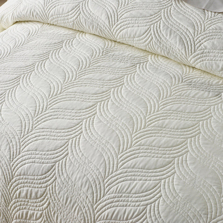 Kamala Cream Bedspread Set | King Single Bed