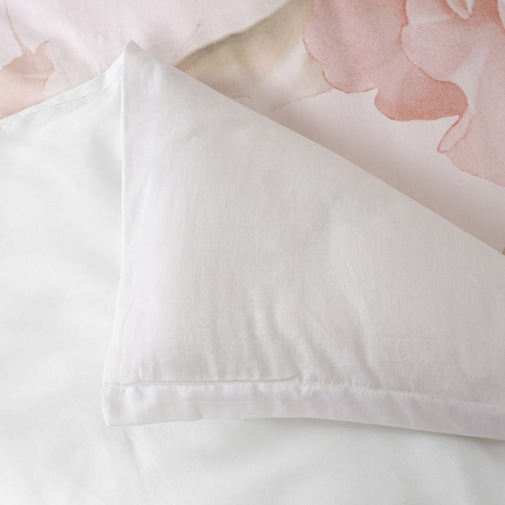 Layla White Quilt Cover Set | Queen Bed