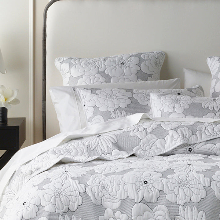 Leona White Bedspread Set | King Bed