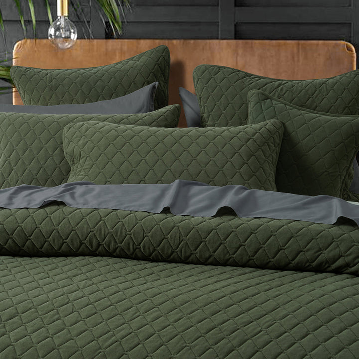 Lester Olive Coverlet Set | Queen / King Bed
