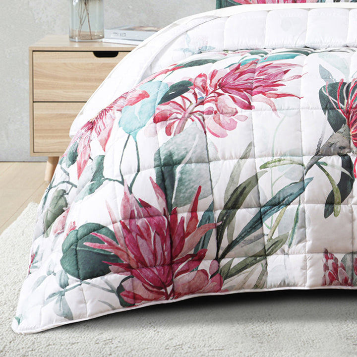 Nikita White Coverlet Set | Queen / King Bed