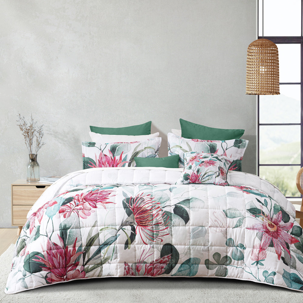Nikita White Coverlet Set | Queen / King Bed