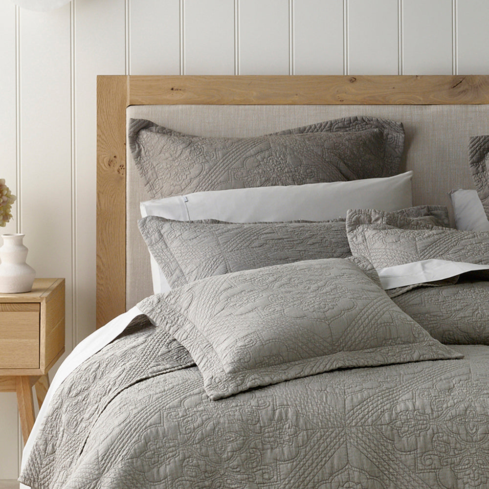 Zaria Taupe Bedspread Set | Queen Bed