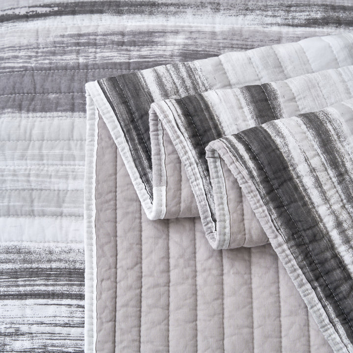 Classic Quilts Grey Innovations Coverlet Set Detail | My Linen