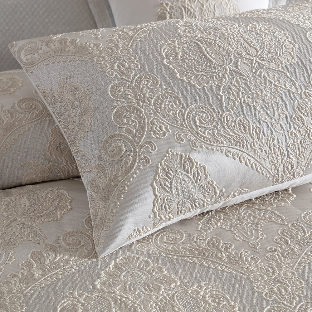 Davinci Emerson Ivory Quilt Cover Set Detail | My Linen