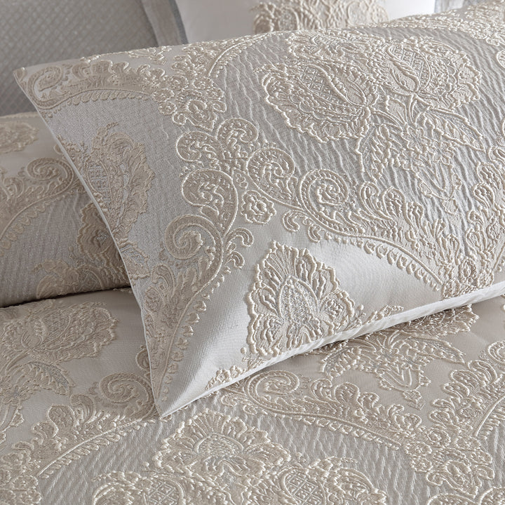 Davinci Emerson Ivory Quilt Cover Set Detail | My Linen