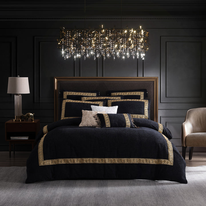 Davinci Olympia Black Quilt Cover Set | My Linen