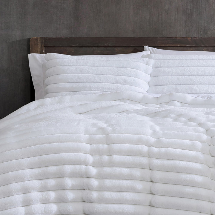 Ardor Boudoir Jax Faux Fur White Quilt Cover Set Closeup | My Linen
