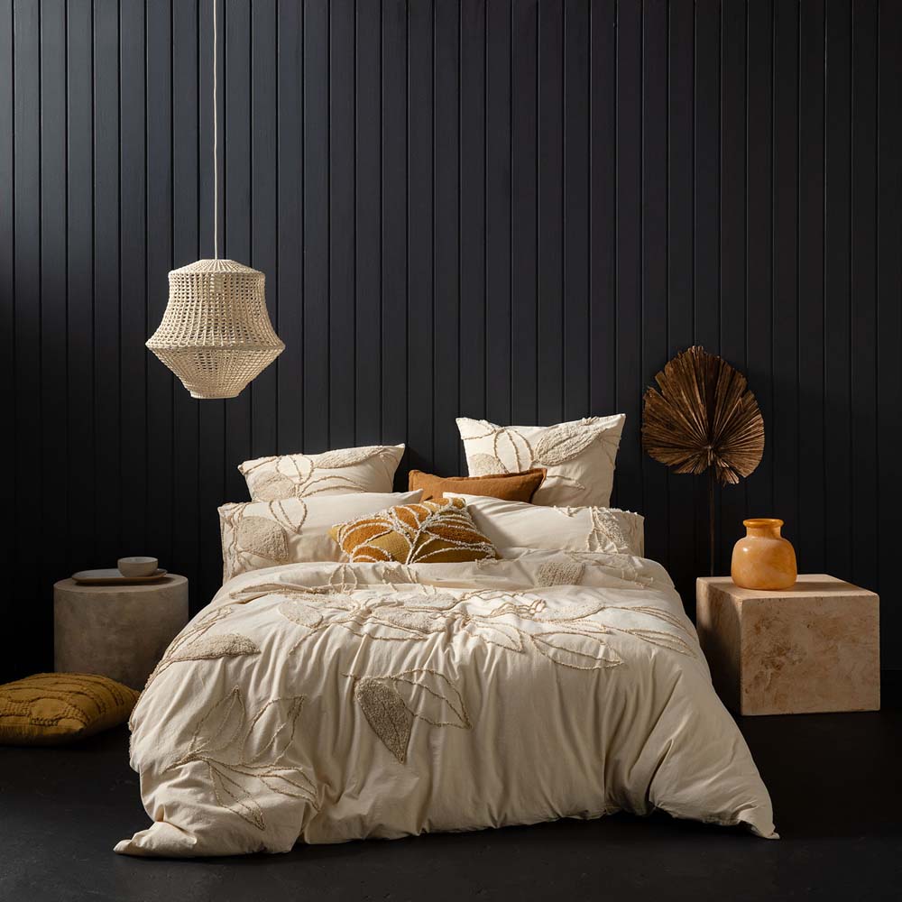 Hedgerow Cream Quilt Cover Set | Queen Bed