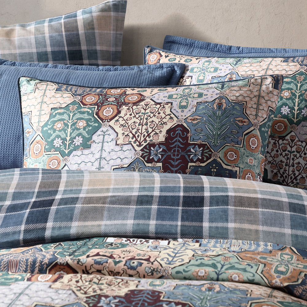 Logan and Mason Ferdinand Quilt Cover Set Standard | My Linen