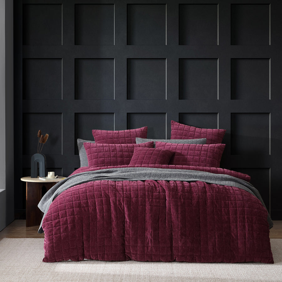 Platinum Logan and Mason Apollo Plum Quilt Cover Set | My Linen