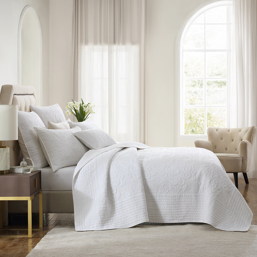 Aerin Ivory Bedspread | Queen / King Bed