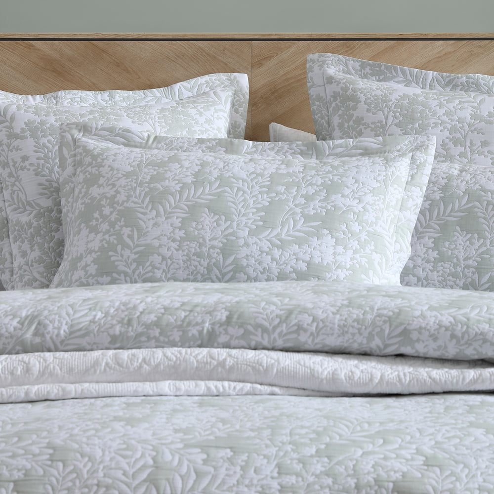 Quinn Sage Quilt Cover Set | Queen Bed