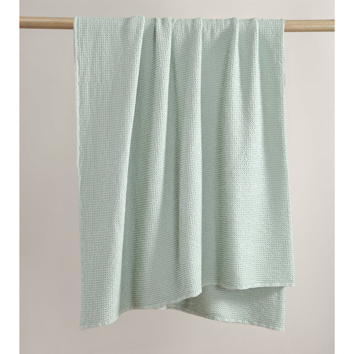 Urban Waffle Blanket Surf | Queen / King Bed