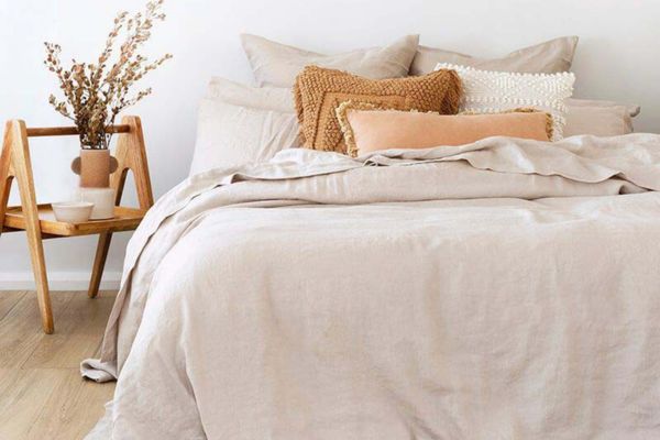 Transform Your Bedroom: Our Top Tips for Making Your Bed
