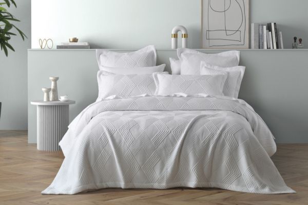 What You Need to Know About Bedspreads