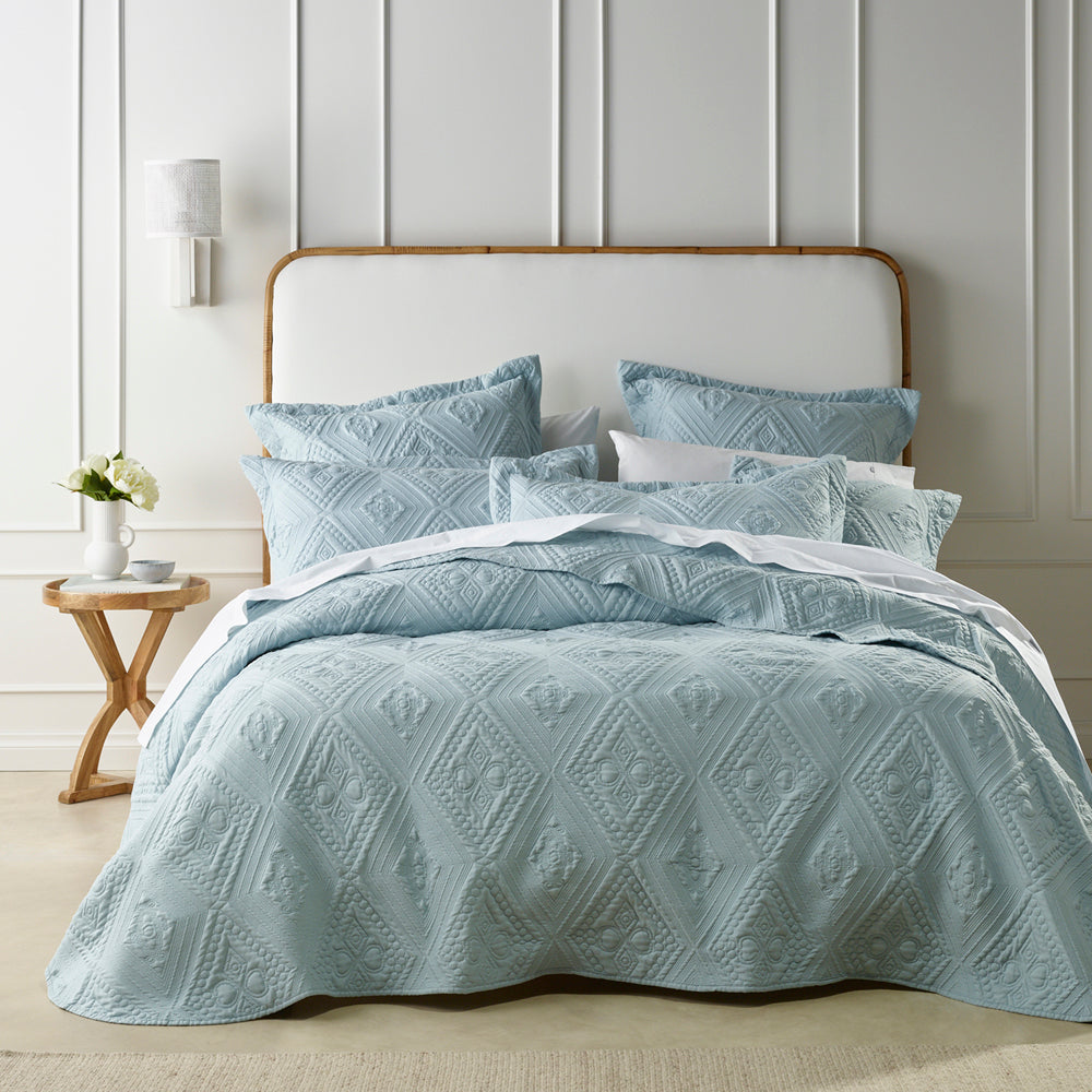 Aspen Sky Blue Bedspread Set | Queen Bed