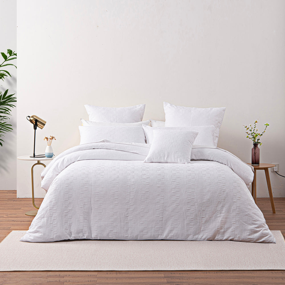 Cosmo White Quilt Cover Set | Queen Bed