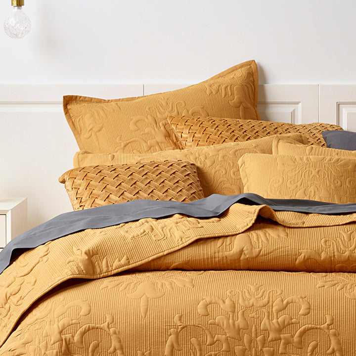 Gatwick Gold Bedspread Set | Single Bed