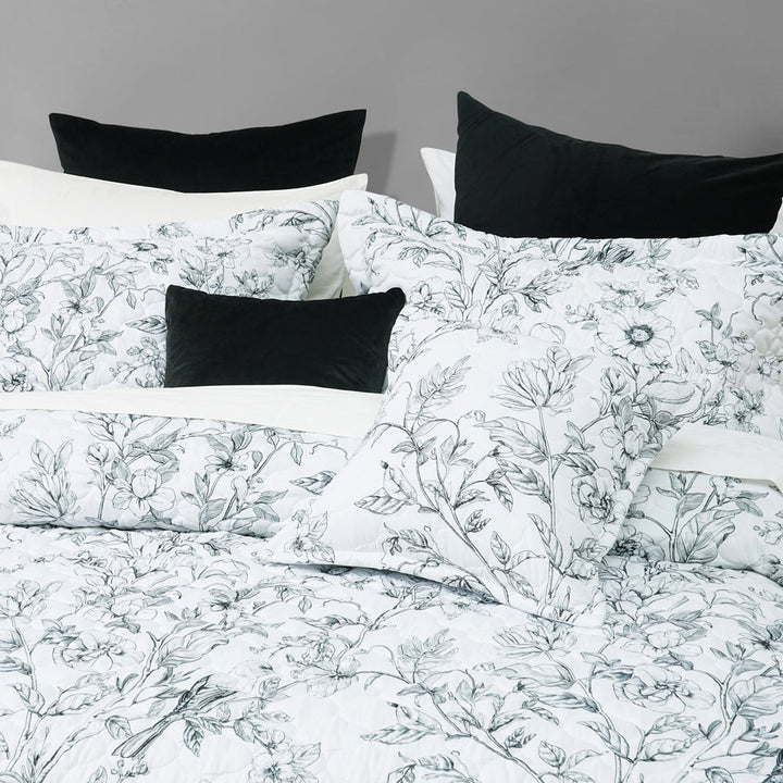 Gracie White Bedspread Set | King Single Bed