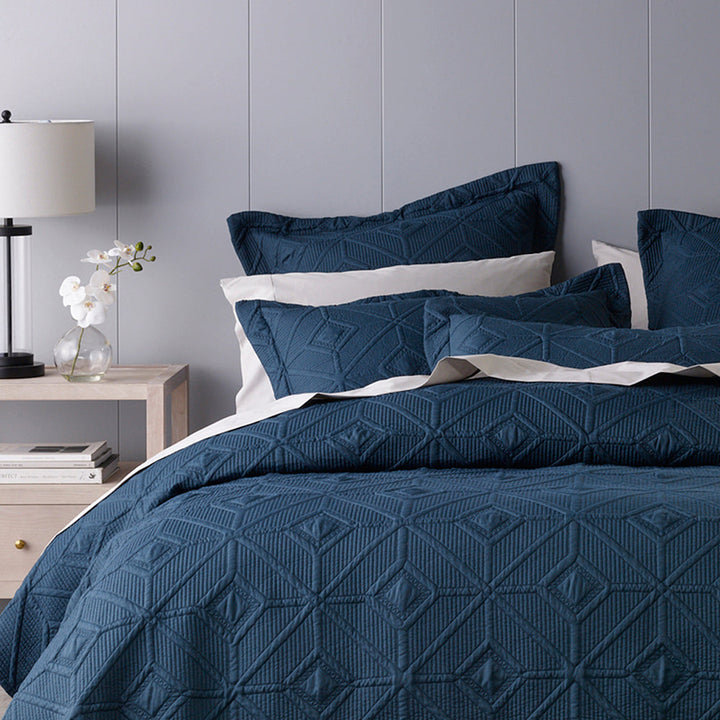 Kazimir Navy Coverlet Set | Queen / King Bed