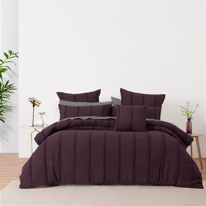 Malua Grape Quilt Cover Set | King Bed