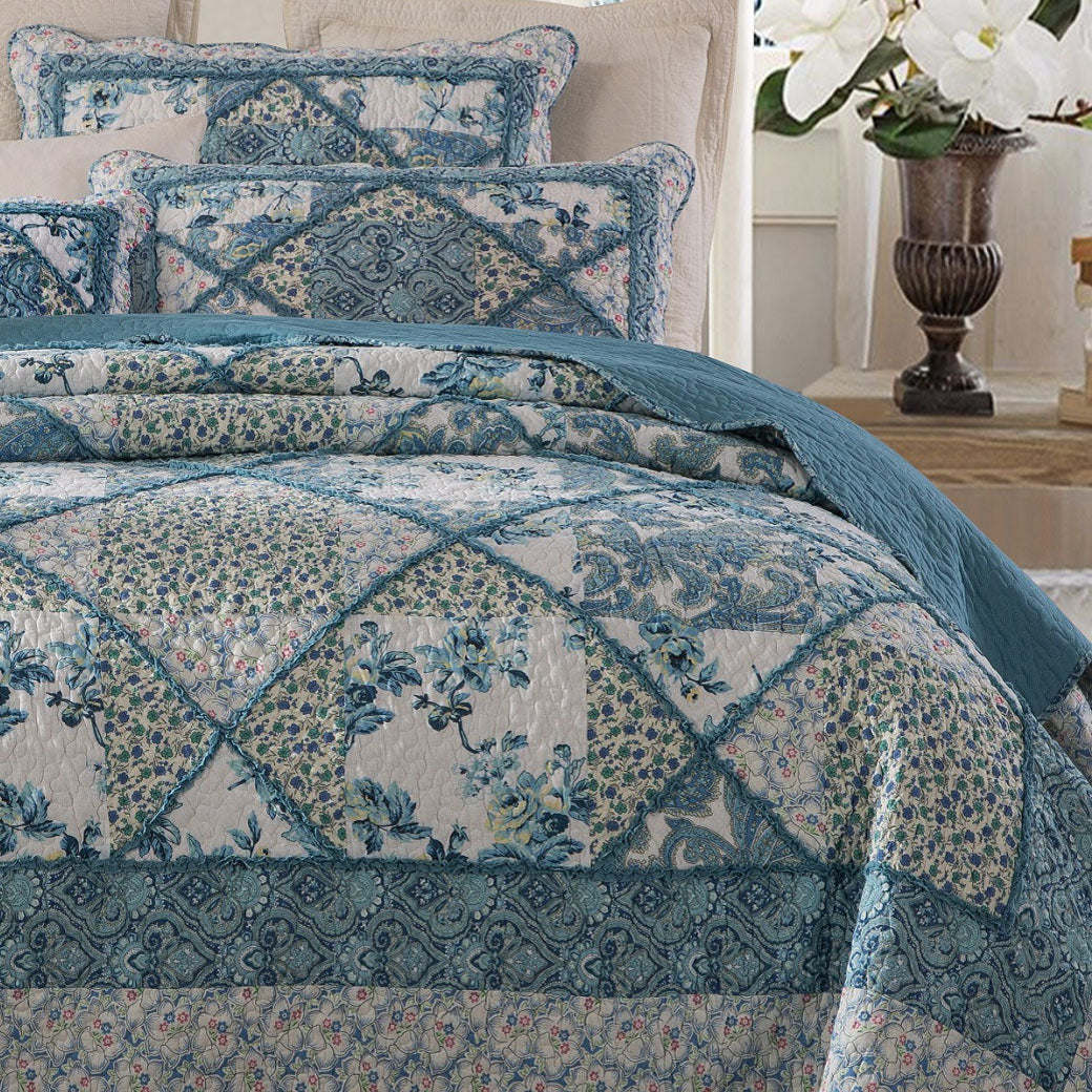 Blue Bouquet Coverlet Set | Queen Bed