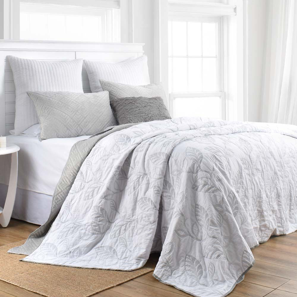 Botanical Leaves Coverlet Set | Queen Bed