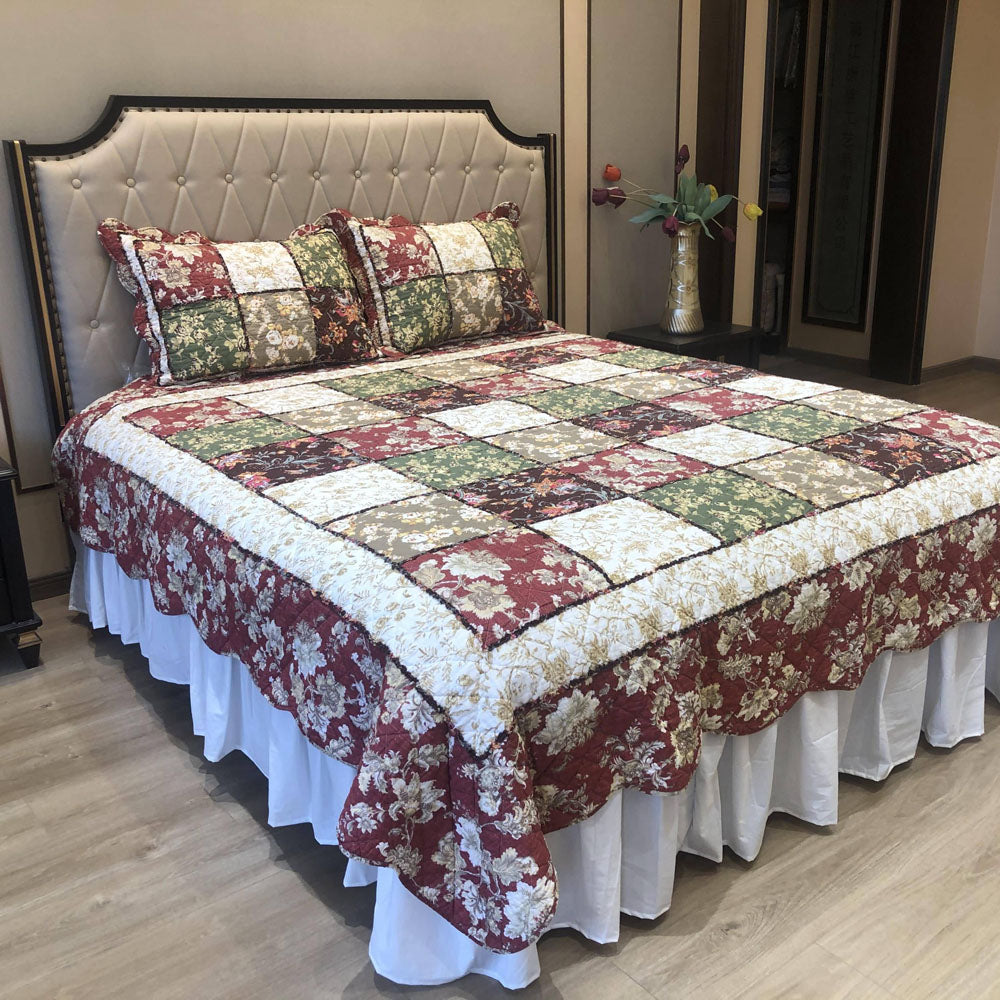 Newport Coverlet Set | King Bed