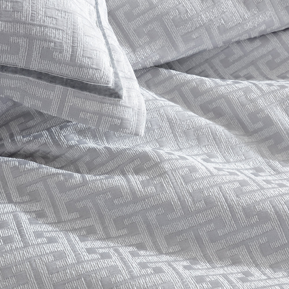 Orion Silver Quilt Cover Set | Super King