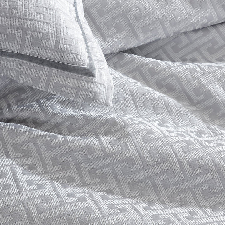 Orion Silver Quilt Cover Set | Queen Bed