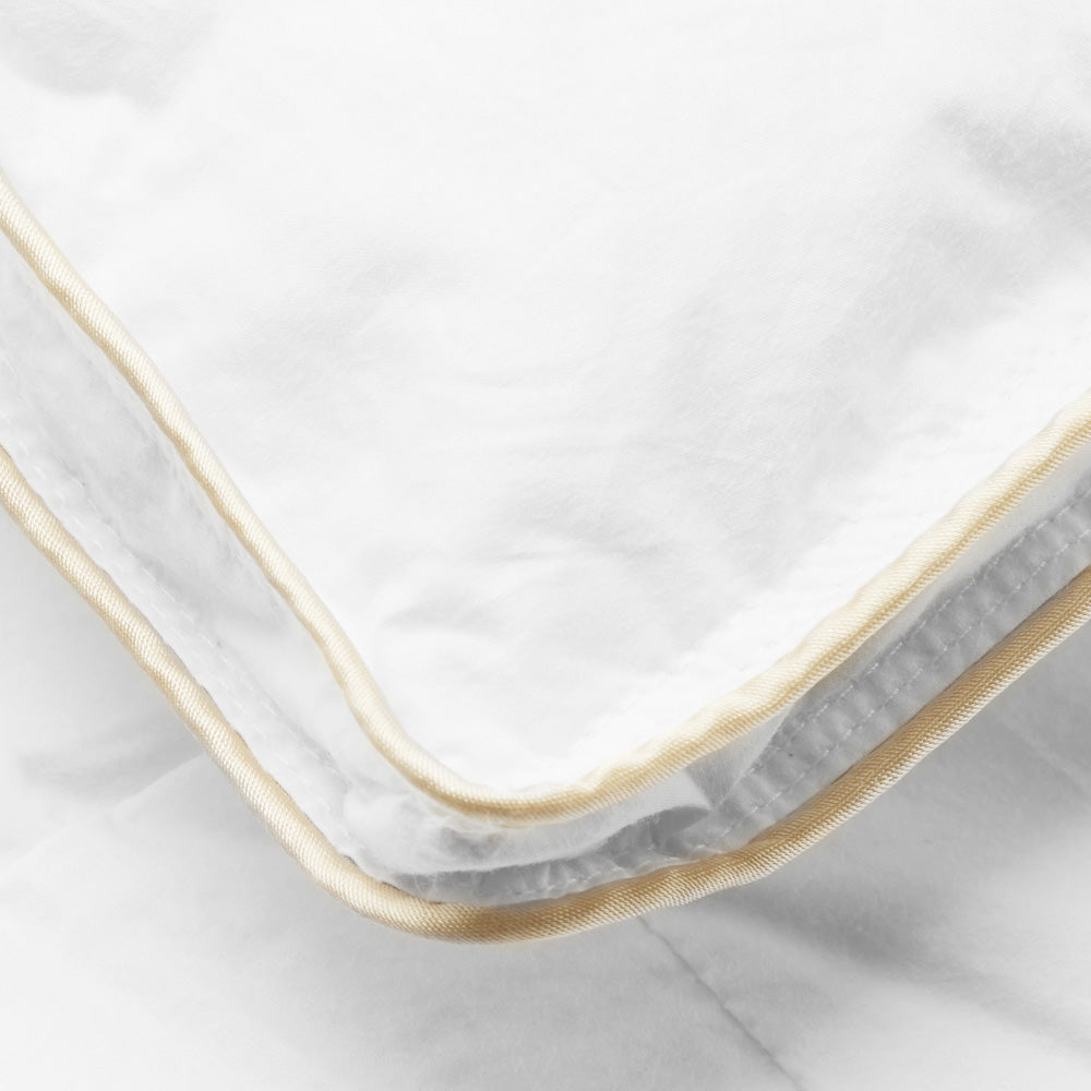 Gold Collection 85/15 Goose Down and Feather Quilt / Doona | King Bed