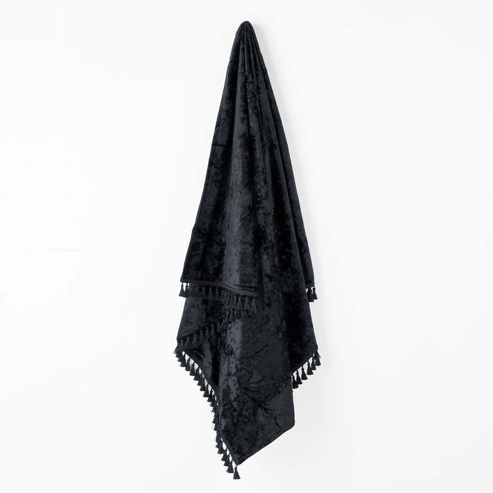 Teramo Black Throw