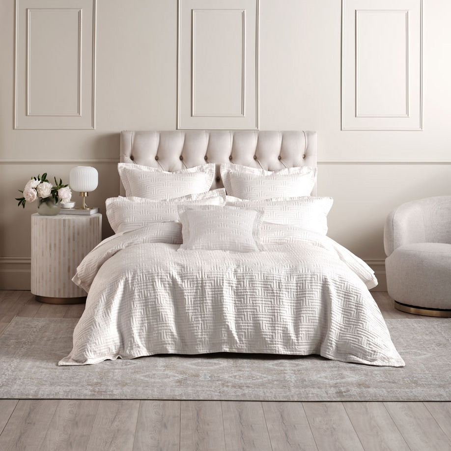 Winston White Quilt Cover Set | Queen Bed