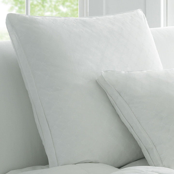 Deluxe Dream European Pillow