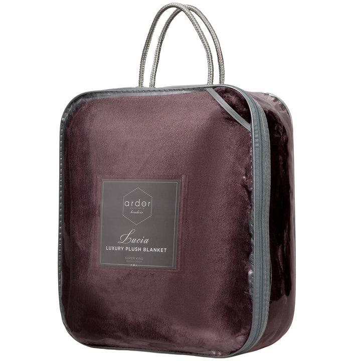 Lucia Plush Blanket Aubergine | King Single Bed