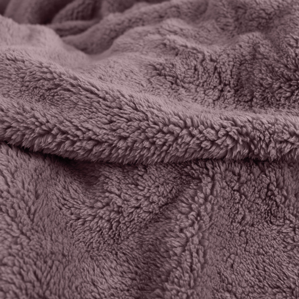 Ardor Boudoir Teddy Fleece Mauve Blanket Detail | My Linen