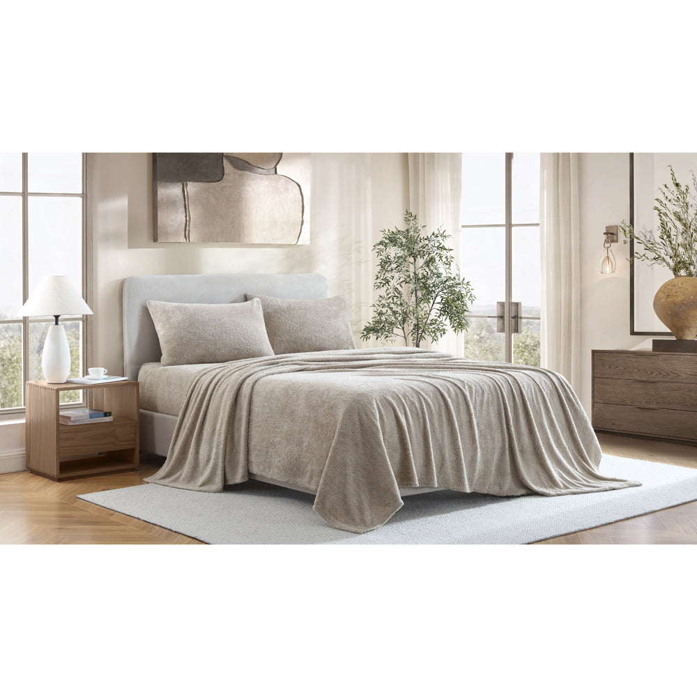 Ardor Boudoir Teddy Fleece Natural Sheet Set Lifestyle | My Linen
