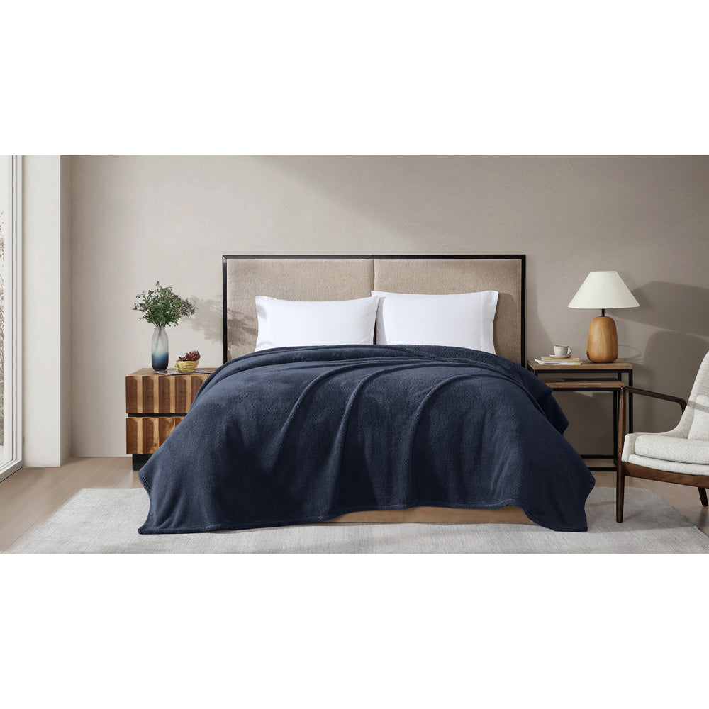 Ardor Boudoir Teddy Fleece Navy Blanket Lifestyle | My Linen