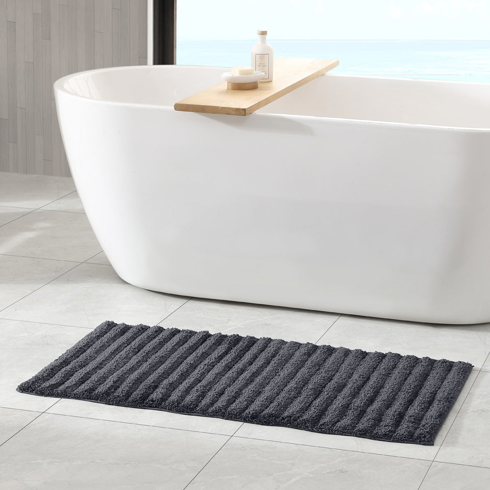 Algodon Lawson Plush Ebony Bath Mat Lifestyle | My Linen
