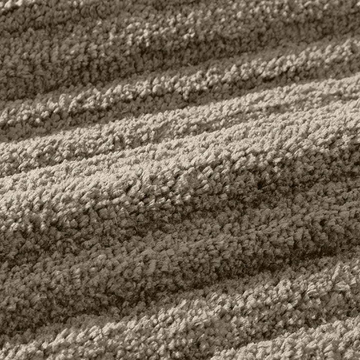 Algodon Lawson Plush Taupe Bath Mat Detail | My Linen