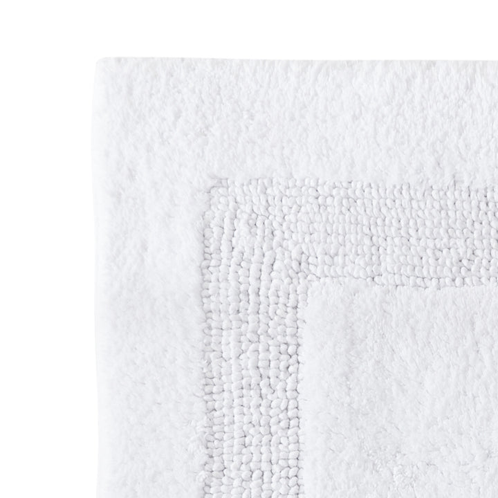 Tommy Bahama Longbranch White Reversible Bath Mat Detail | My Linen