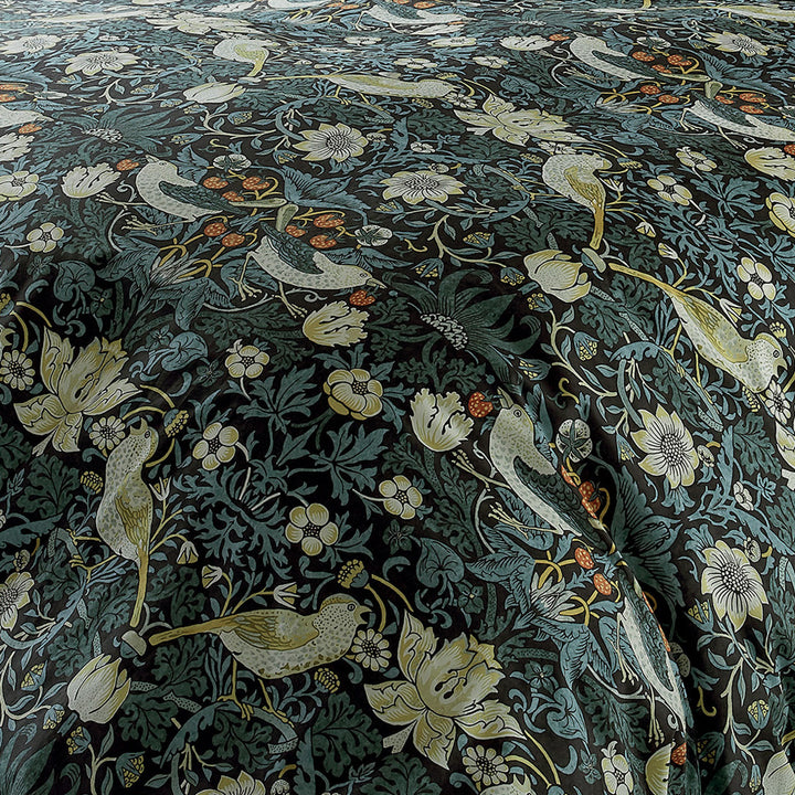 William Morris Strawberry Thief Quilt Cover Set Detail | My Linen