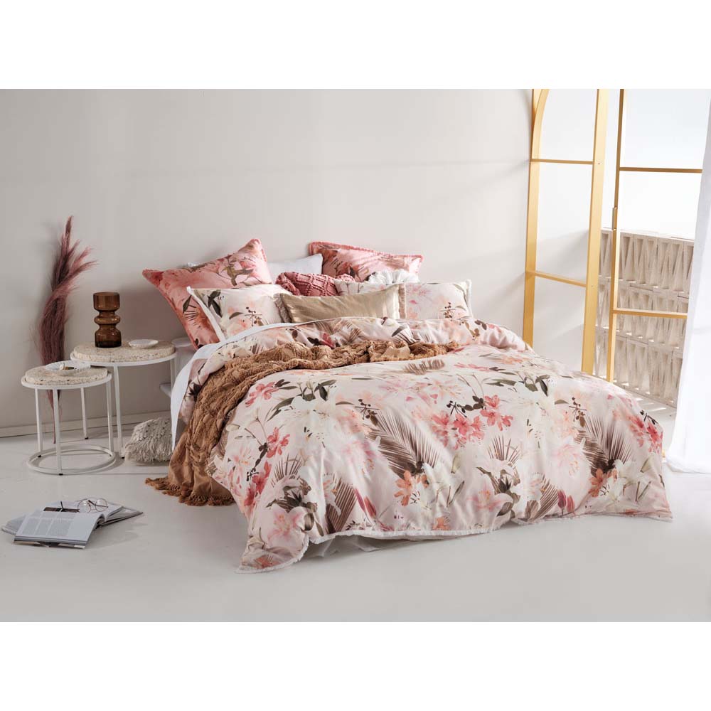 Holidae Petal Quilt Cover Set | Double Bed