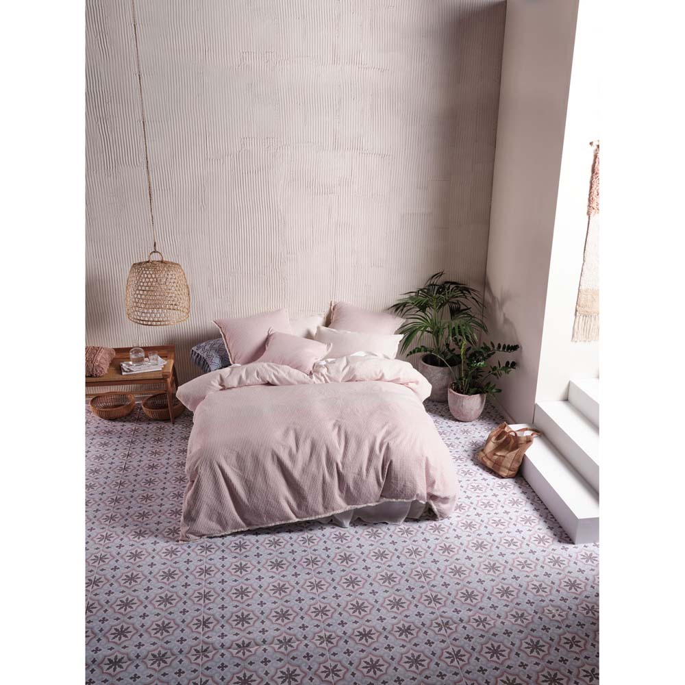 Lagos Blossom Quilt Cover Set | Queen Bed