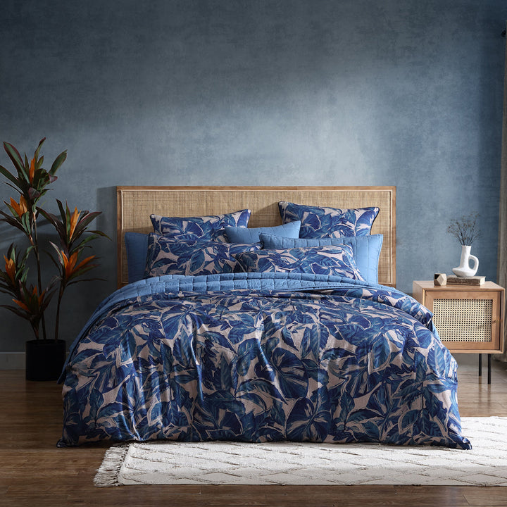 Elio Blue Quilt Cover Set | Queen Bed