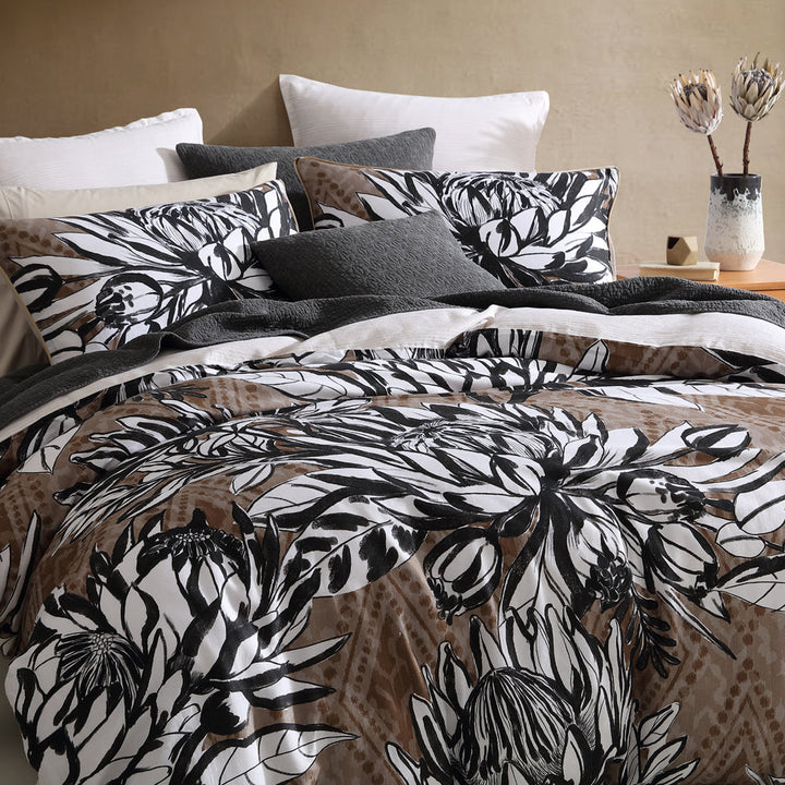 Hinton Quilt Cover Set | Queen Bed